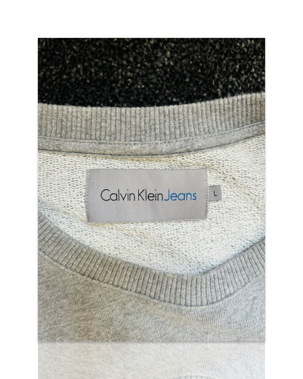 Vintage Calvin Klein Women's Grey Sweatshirt - Size Large 