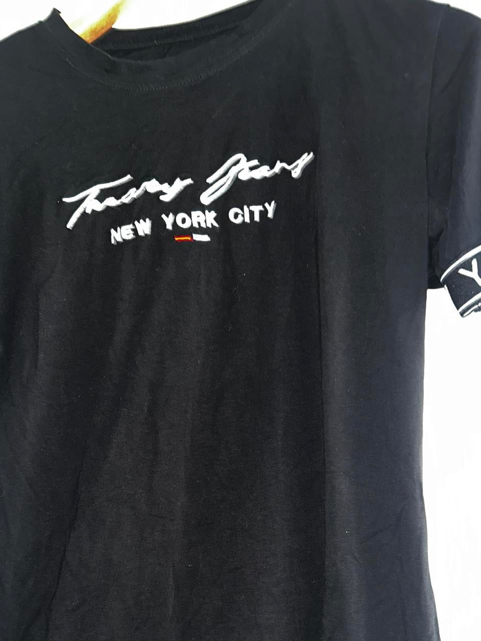 Women’s Black Tommy Hilfiger New York City T-shirt #NewYorkCity in size medium collar M/L collar to hem 28 pit to pit 18 sku 7044