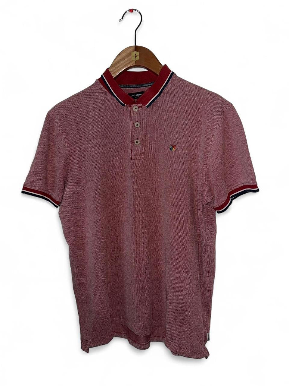 Jack and Jones Burgundy and black polo shirt with embroidered logo #poloshirt
SKU 7152
L 28 W 21