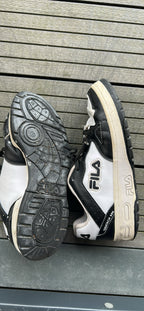 Fila unisex TERATACH 600 trainers - B&W  EUR size 39