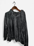 Women’s grey  velvet tracksuit with hoodie and pants #velvettracksuit in Xl top measurements  L 27 W 23 Bottom measurements L 31 waist 38  SKU 7078