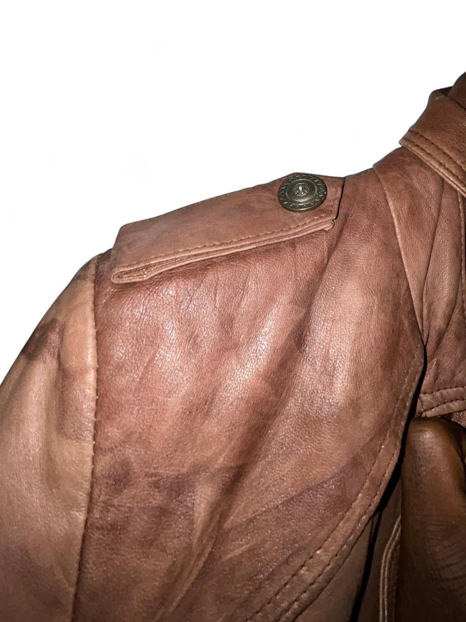 Xl Women’s Brown leather trench coat with a unique, distressed look leather #trenchcoat collar to hem 41 pit to pit 21 sku 7035