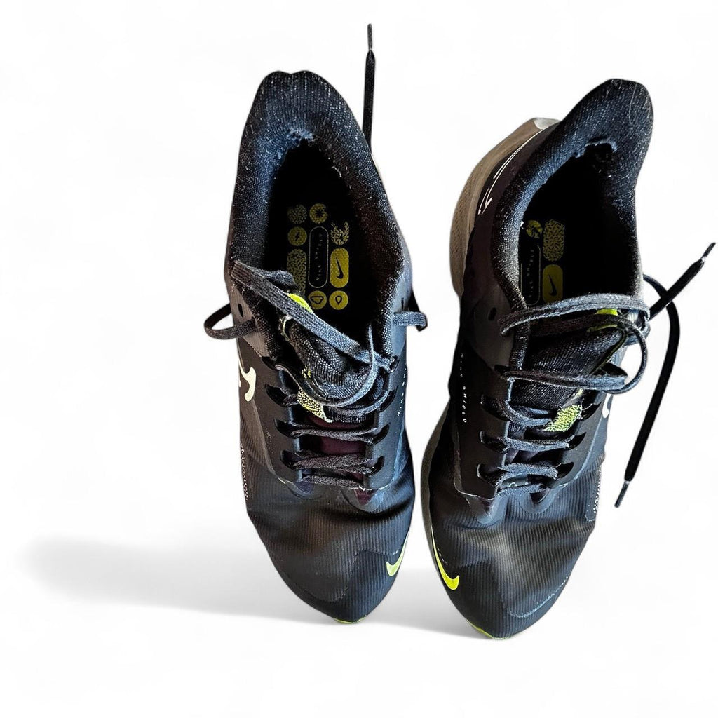 Nike Air Zoom Pegasus 36 trainers in black and green #running. SKU 6997