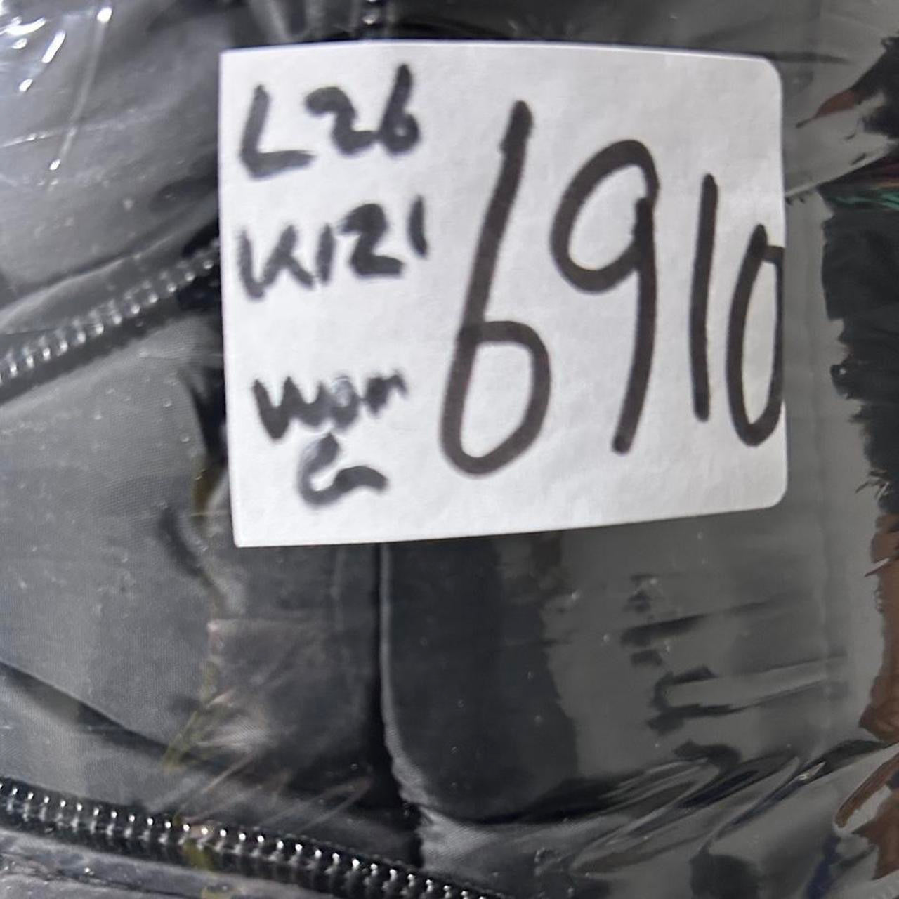 Black Puffer Jacket Women’s With Hood  L/XL sku 6910 L26 w21