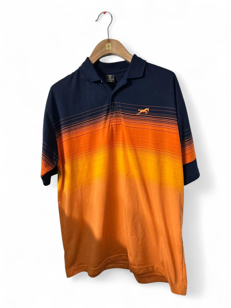 Vintage Hugo Samuel multi oversized polo shirt in size xxl
SKU 7149
Collar to hem 32
Pit to pit  24