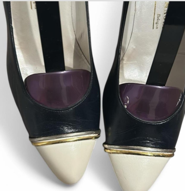 Bruno Magli's  women’s heel tara pump made in Italy EU 39  uk size 5 SKU 6747