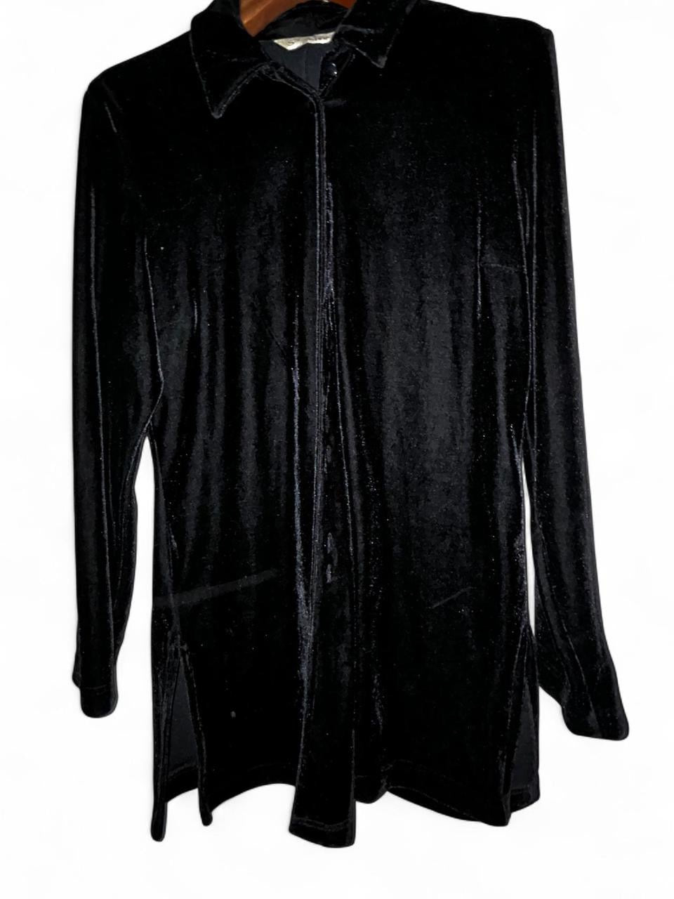 Black velvet long sleeve button-up shirt with a touch of elegance #gothic size M/L L 34 W 19 SKU 7019