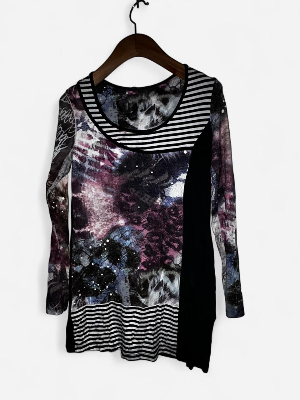 Black and purple tie dye striped long sleeve top with sequins #boho uk size 10  L 30 W15 sku 7017