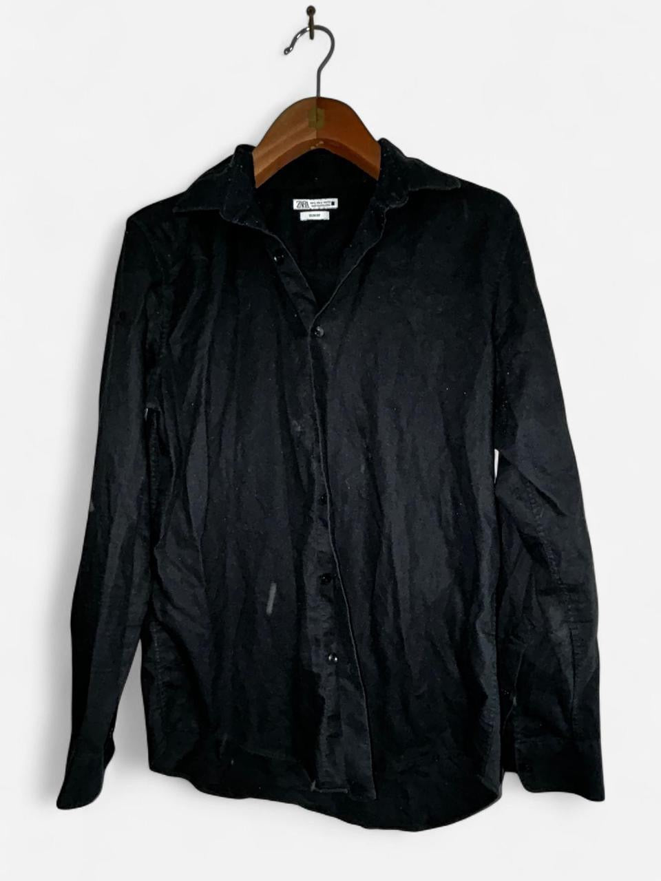 Men’s Black Zara slim fit button up shirt #slimfit in size L collar to hem 31 pit to pit 20 sku 7048