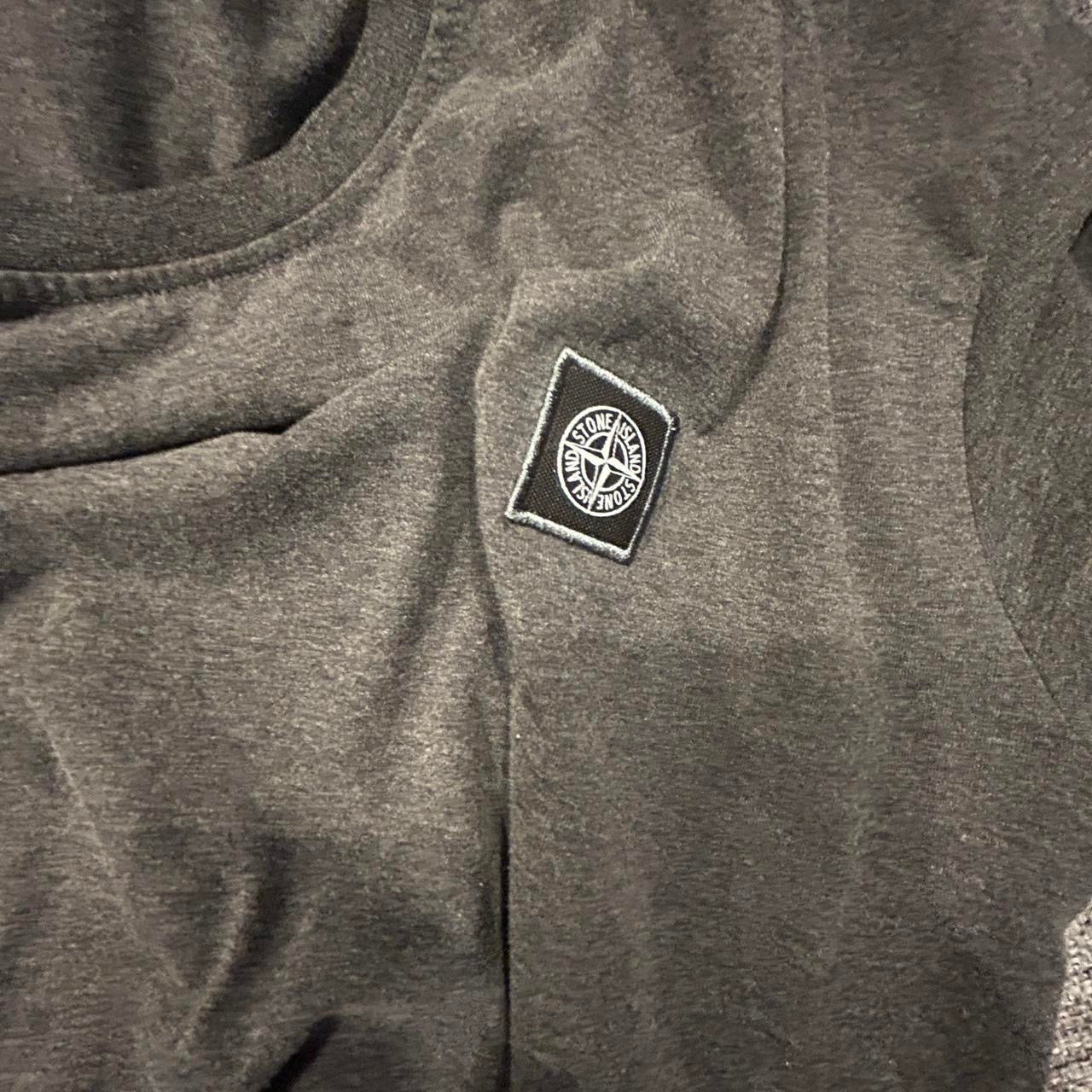 Vintage Men’s Stone Island Patch Logo Round Neck T-Shirt Grey Size XXL SkU 6833