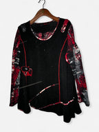 Black and red abstract print long sleeve top with 3/4 sleeves, button front and side zipper #boho #retro L 31 W 23 size XL/ XXL SKU 7009