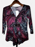 Purple and black leopard print V-neck blouse with rhinestone detail on the front #leopardprint size 12 L 26 W 15 SKU 7023