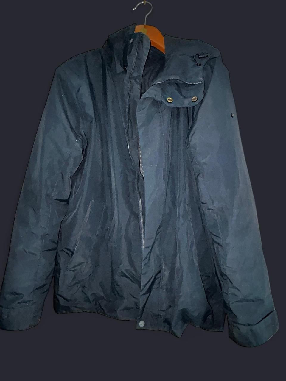 Elvine Navy nylon bomber jacket with removable hood thermal lining in size L collar to hem 33 pit to pit 23 sku 7053