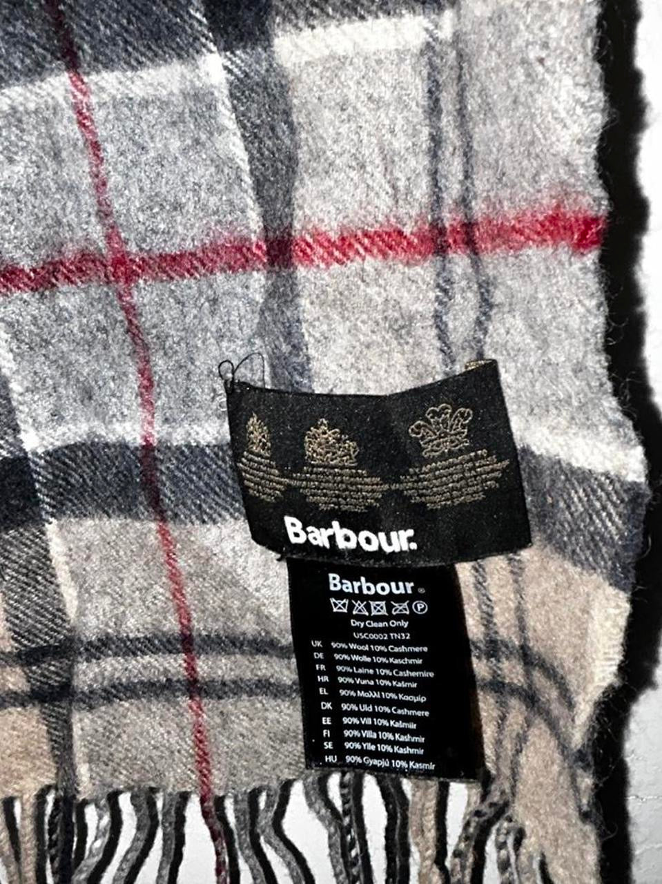 Barbour multi-coloured scarf #accessorize collar to hem 63 pit to
Pit 9 sku 7083