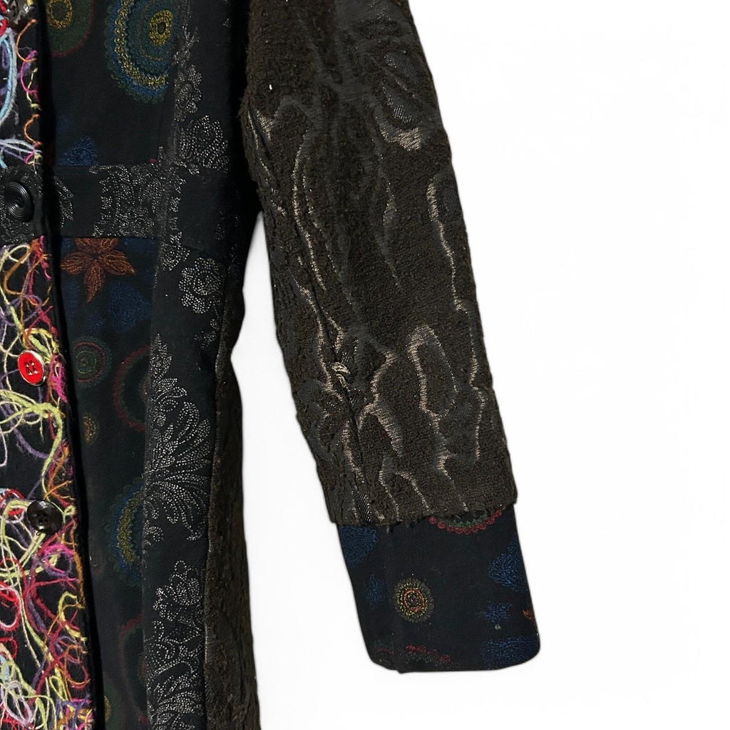 Made in Italy Black and multi-coloured Italian wool coat with a touch of boho flair #bohostyle #wintercoat one size 3XL L 38 W21 SKU 6892