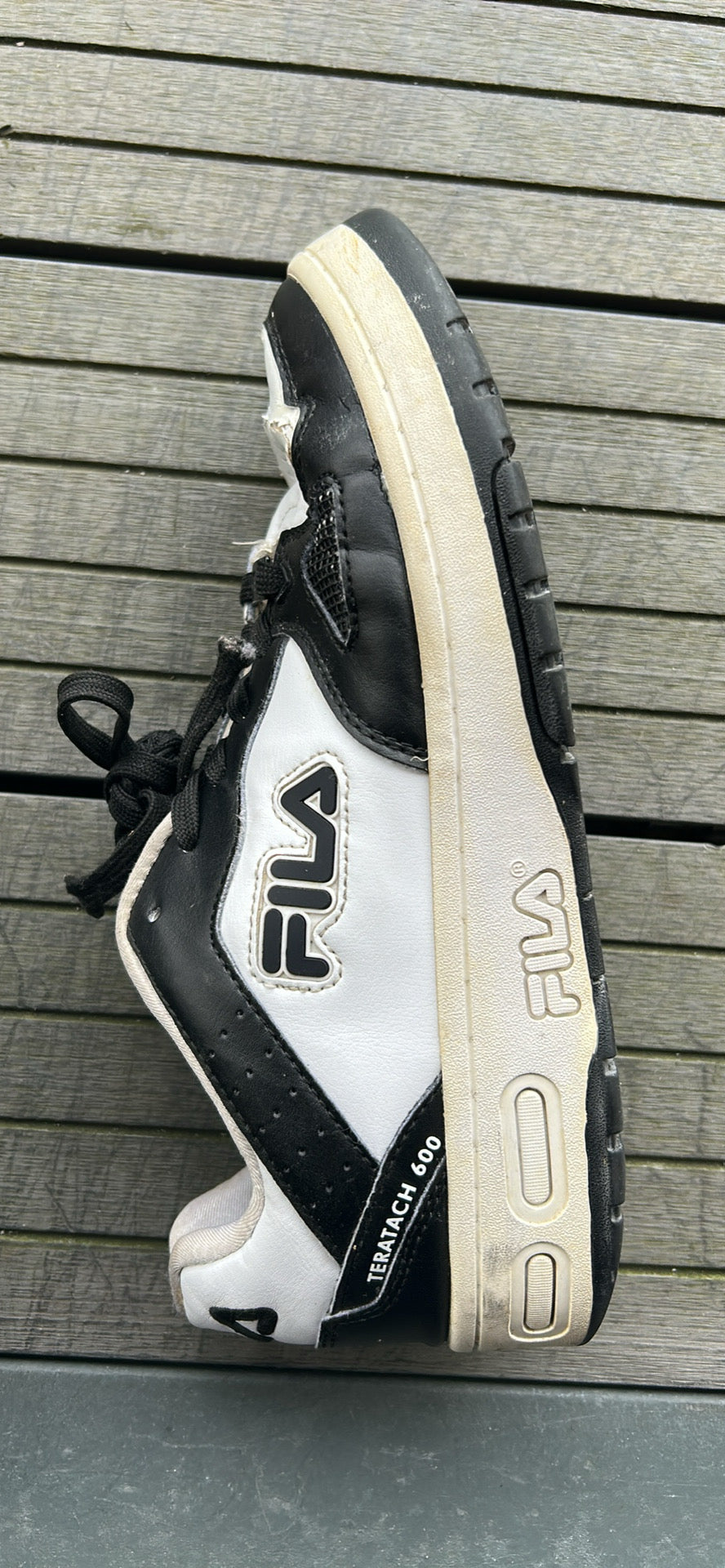 Fila unisex TERATACH 600 trainers - B&W  EUR size 39