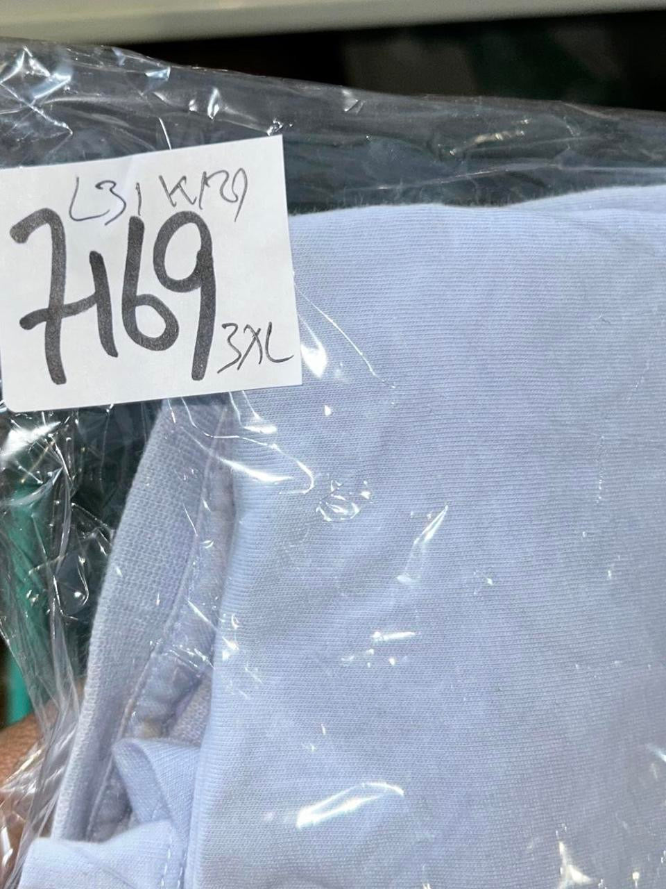 Oversized mens Blue Nike T-shirt with small logo on the front #NikeTee
Size 3XL
SKU 7169