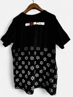 Black Art of Fight graphic t-shirt with French Guiana design #MMA collar to hem 31 pit to pit 23 sku 7057