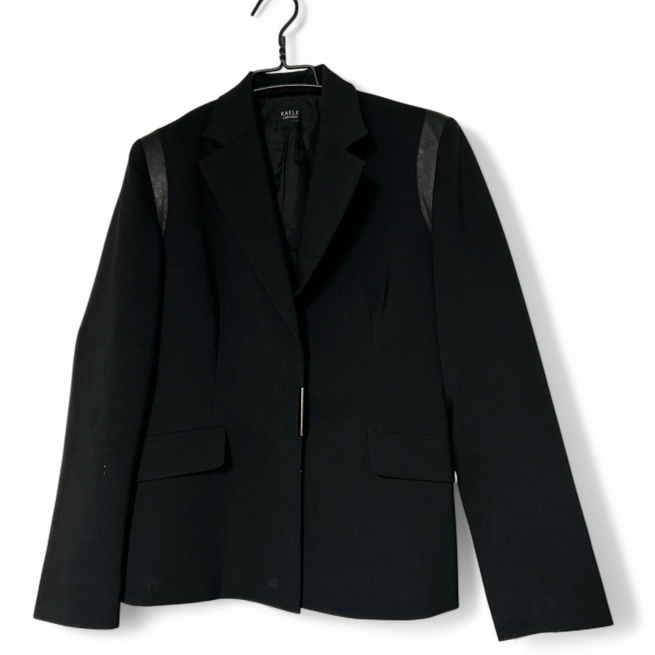 Women’s Black KAELLE Collection blazer with leather shoulder pads #leatherblazer sku 6955 L29 W19