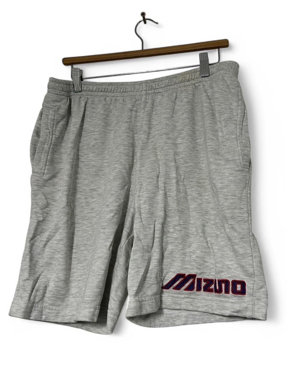 Grey Mizuno shorts with embroidered logo #sportswear W32 l 10 sku 6957