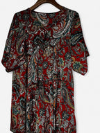 Red paisley print short sleeve dress with elastic waistband and pockets #paisleypattern made in Italy Size L/XL  L 33 W14 sku 7014