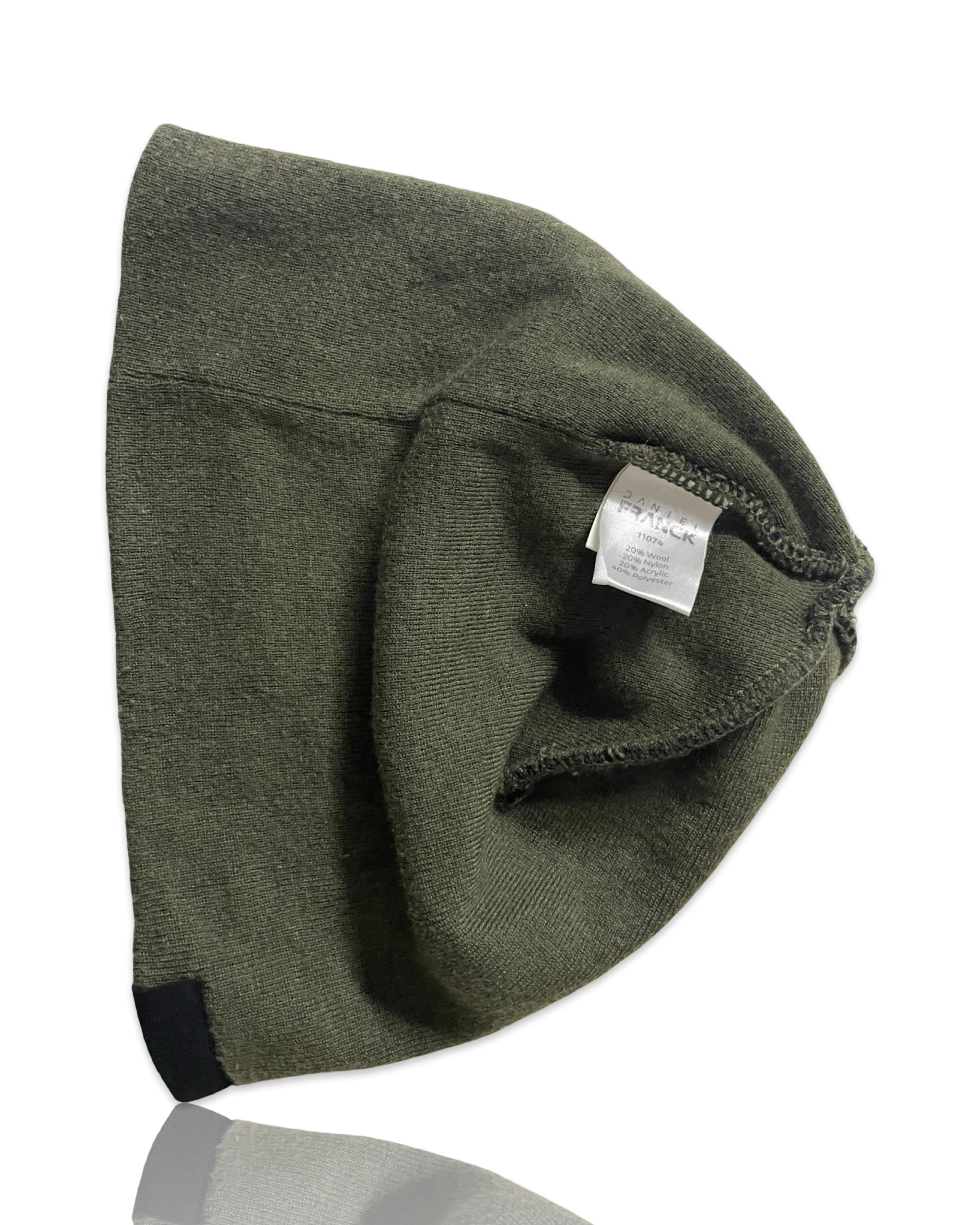 Norwegian green and blue  mountaineering brand outdoor beanie 