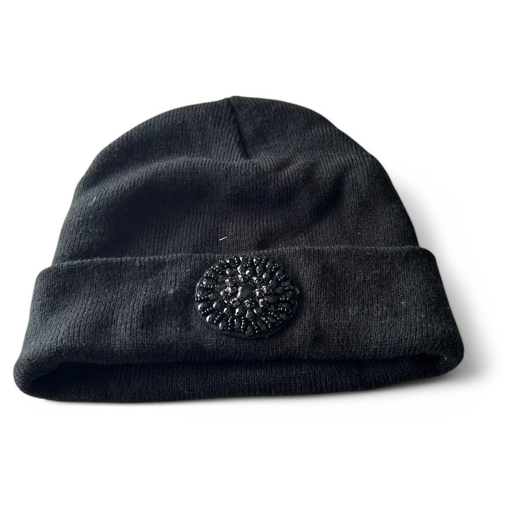 Black beanie with silver studded logo #skater sku 6811
