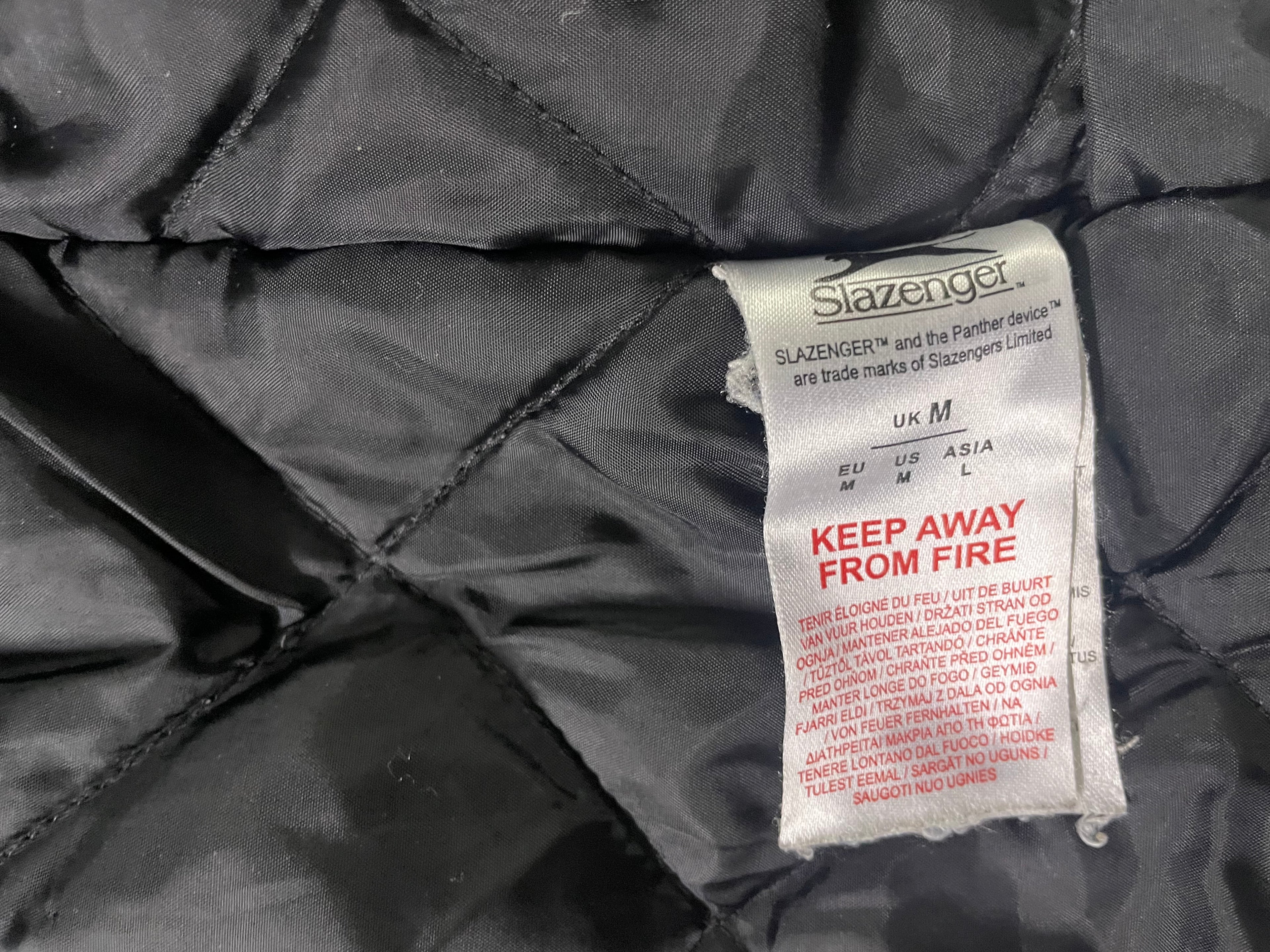 vintage black slazenger padded puffer Slazenger black zip up jacket Womens in M| L30 W23 |SKU 4154 