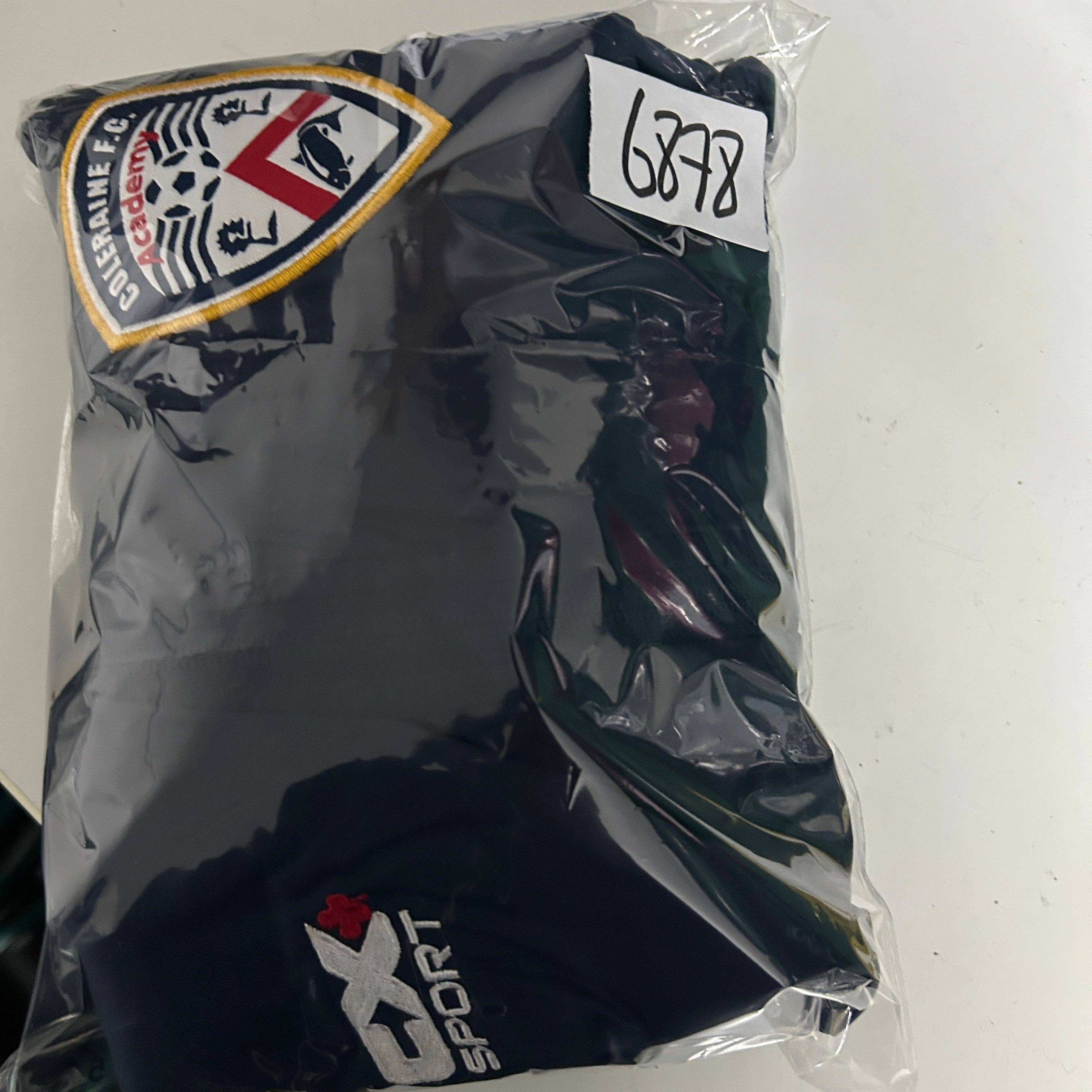 Vintage men’s Navy Coleraine FC Academy windbreaker #football #windbreaker L 28 W 22 in M sku 6878