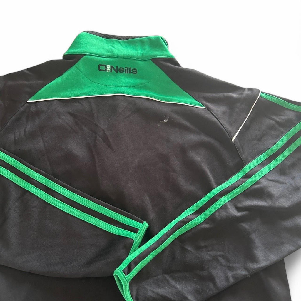 O’Neil small Green and black 1/4 zip pullover sweatshirt with a relaxed fit #streetwear