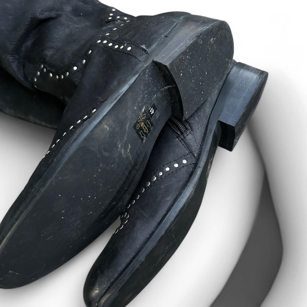 Women’s Black Leather Studded Over The Knee Moleskin Boots size Small 41/8 Sku 6773