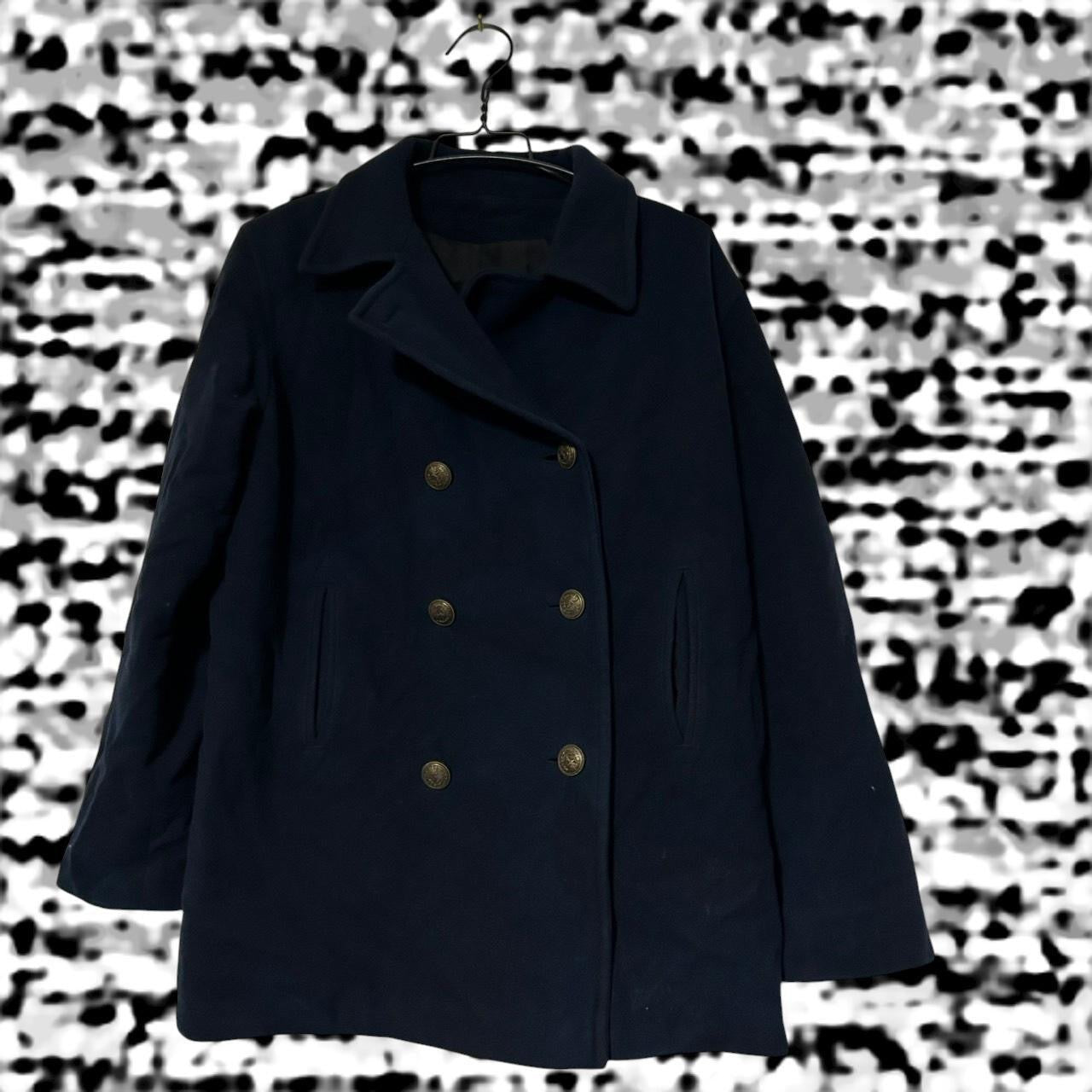 J Percy made in USA in sz L Navy peacoat with button-up closure, multiple pockets, and a classic, preppy style #preppy #wintercoat L 31 W20 AKU 6908