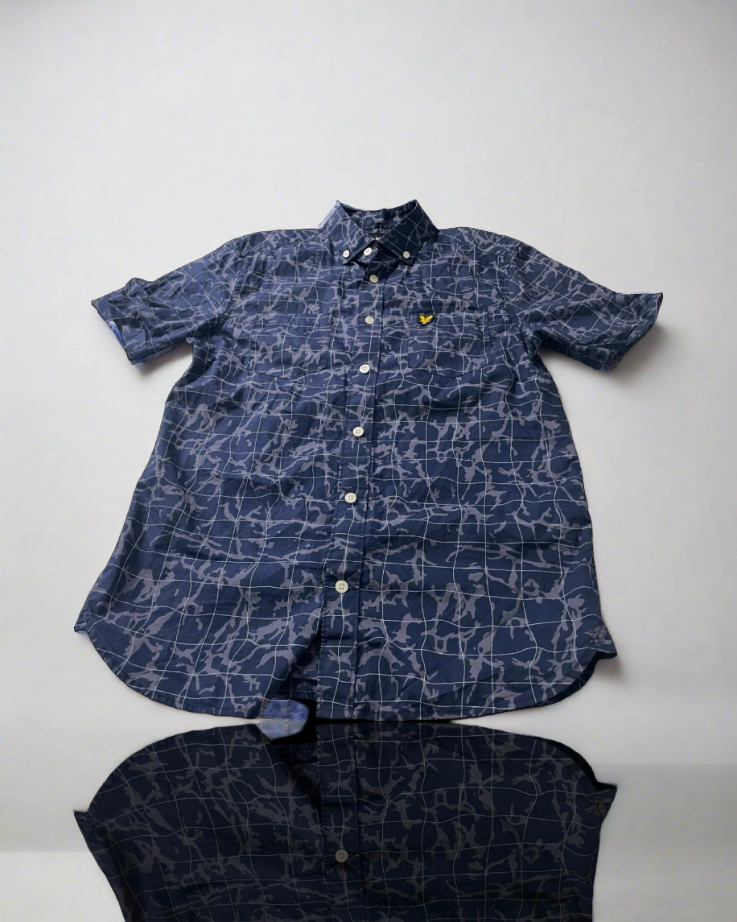 Lyle And Scott Vintage Mens Printed button up Through shirt Navy Pool Print 