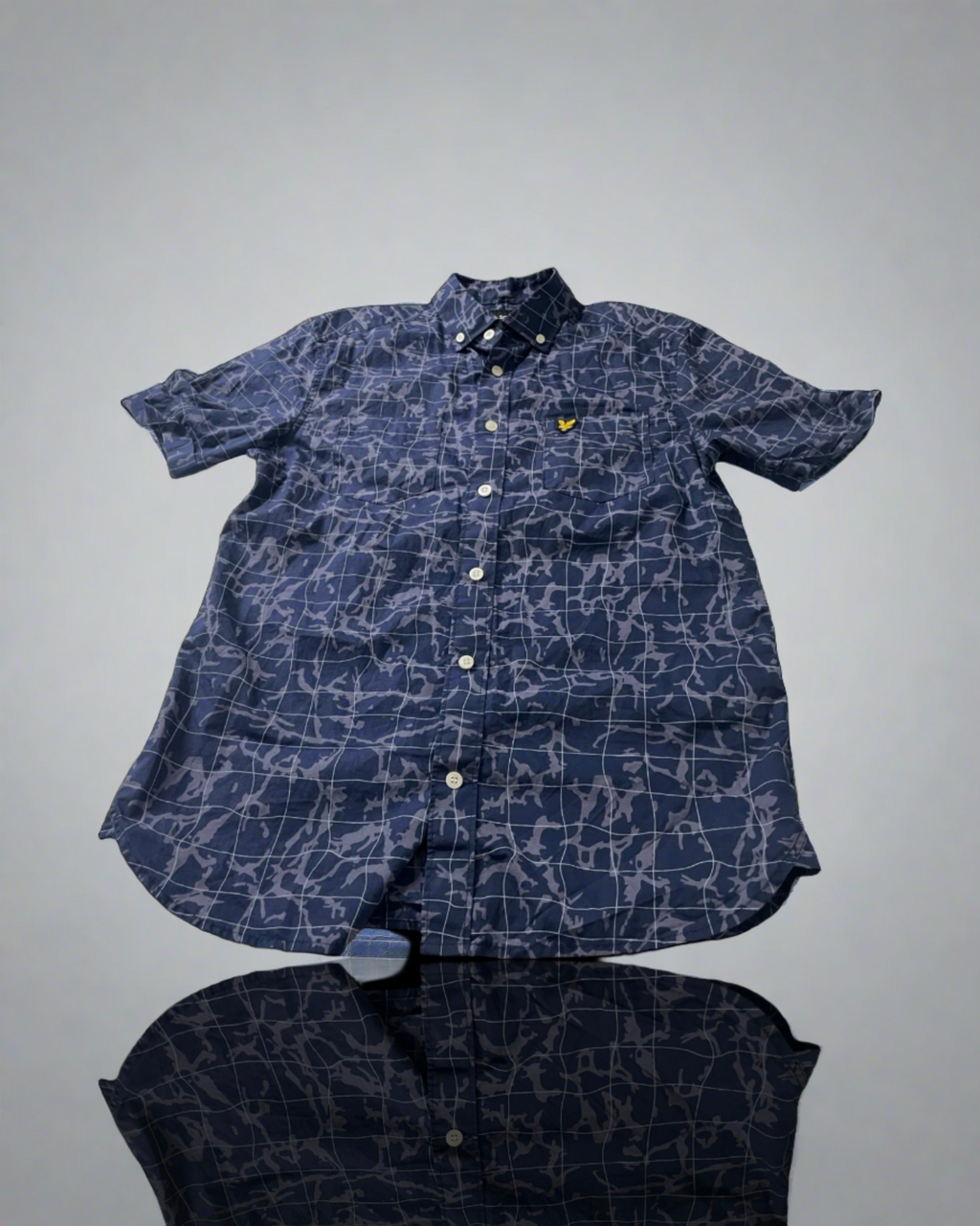 Lyle And Scott Vintage Mens Printed button up Through shirt Navy Pool Print 