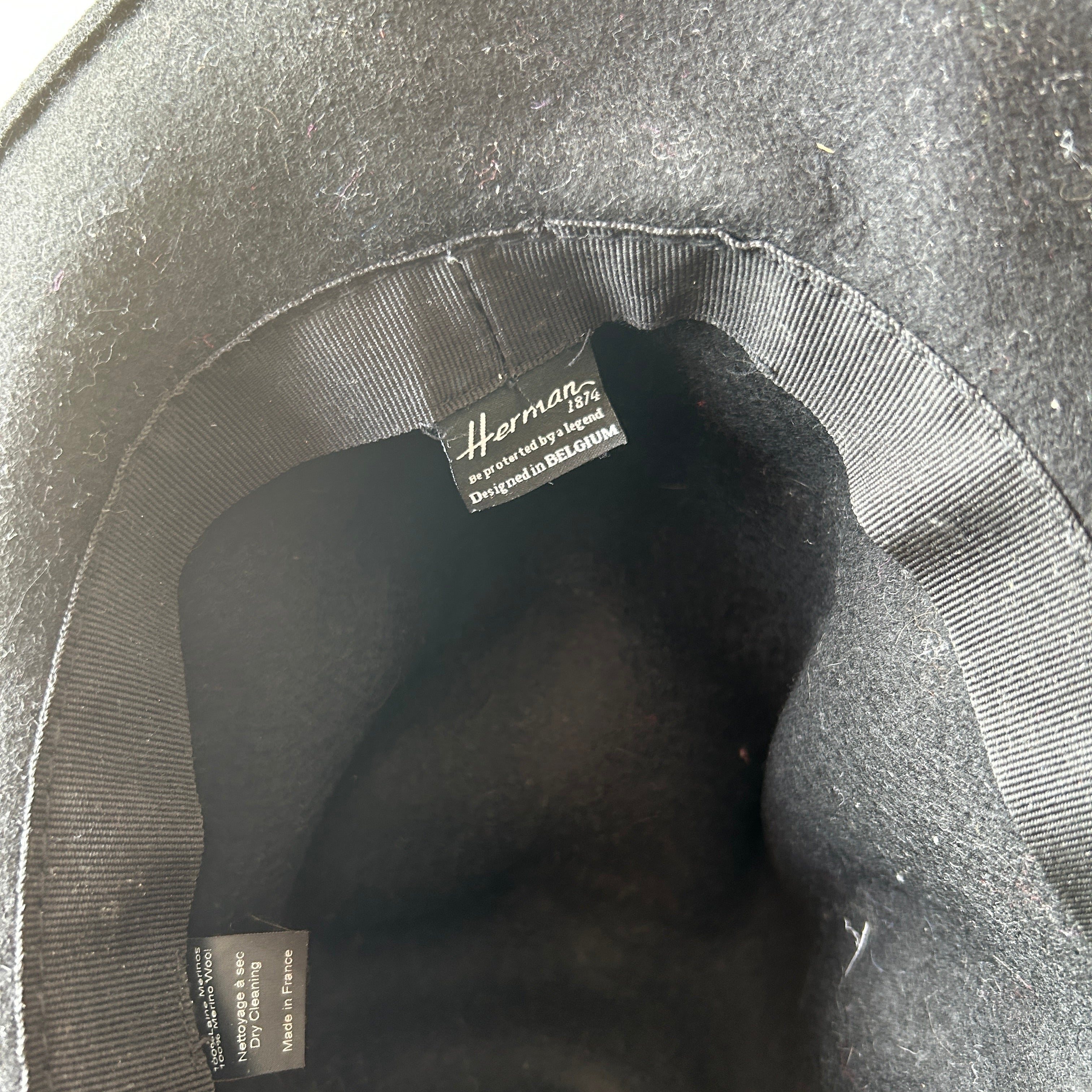 Hermani Black felt fedora hat with silver logo hat #fedorahat sku 6816