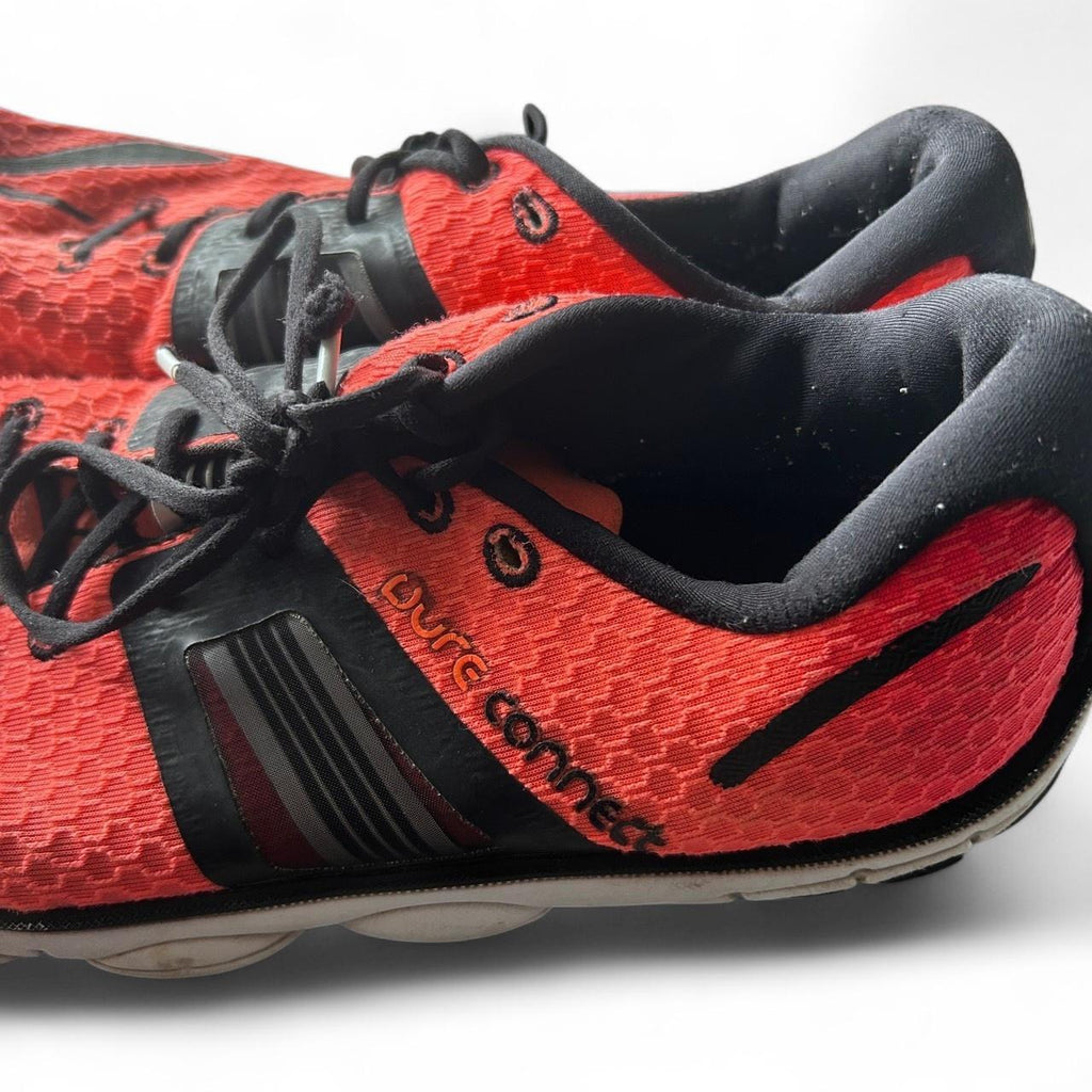 Men’s Red and black Brooks running shoes #running uk size 9.5 sku 6983