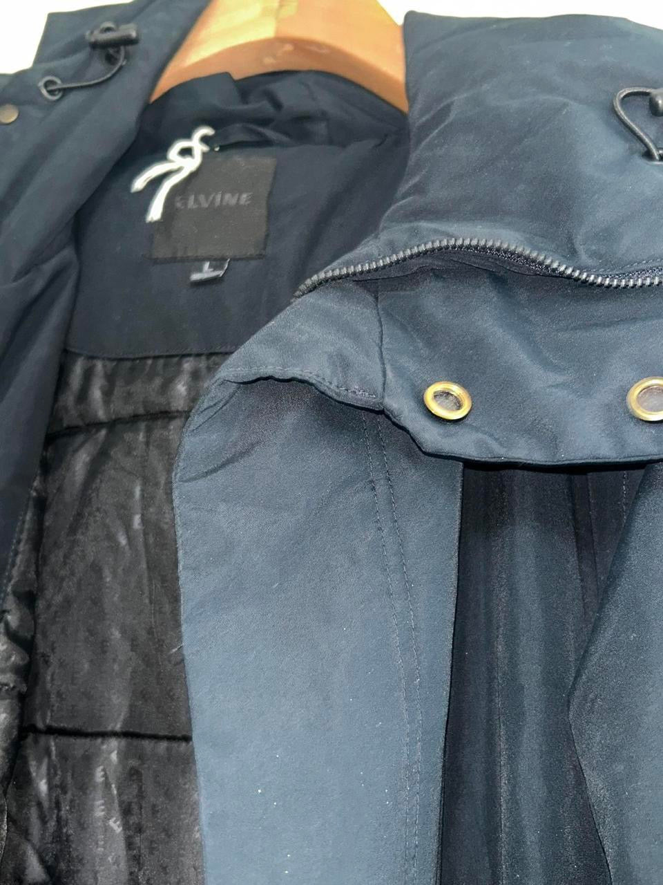 Elvine Navy nylon bomber jacket with removable hood thermal lining in size L /xl collar to hem 33 pit to pit 23 sku 7053