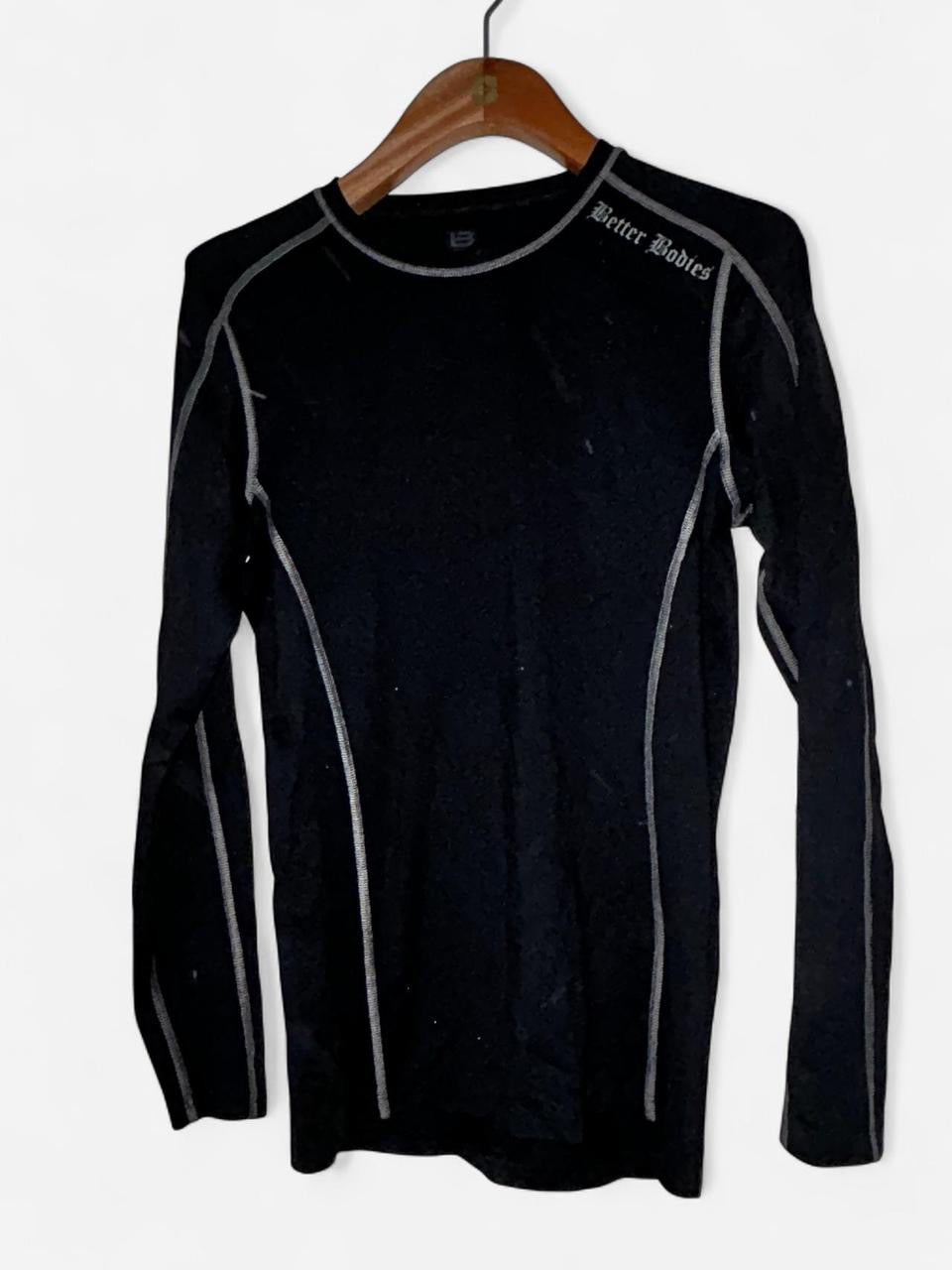 Men’s Black and white Berghaus long sleeve thermal top #outdoorwear in size small L 27 W 17 SKU 7007