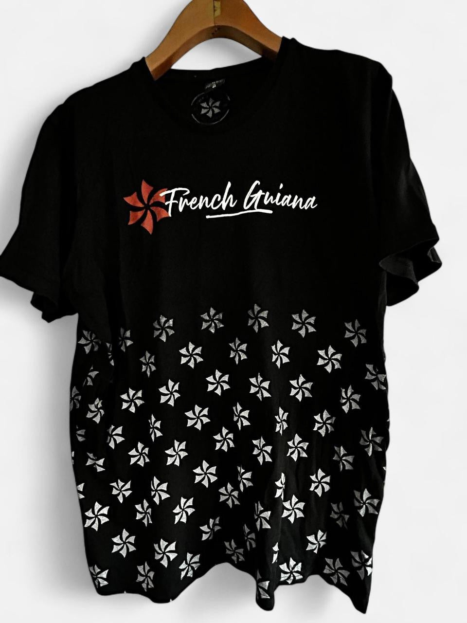 Black Art of Fight graphic t-shirt with French Guiana design #MMA collar to hem 31 pit to pit 23 sku 7057