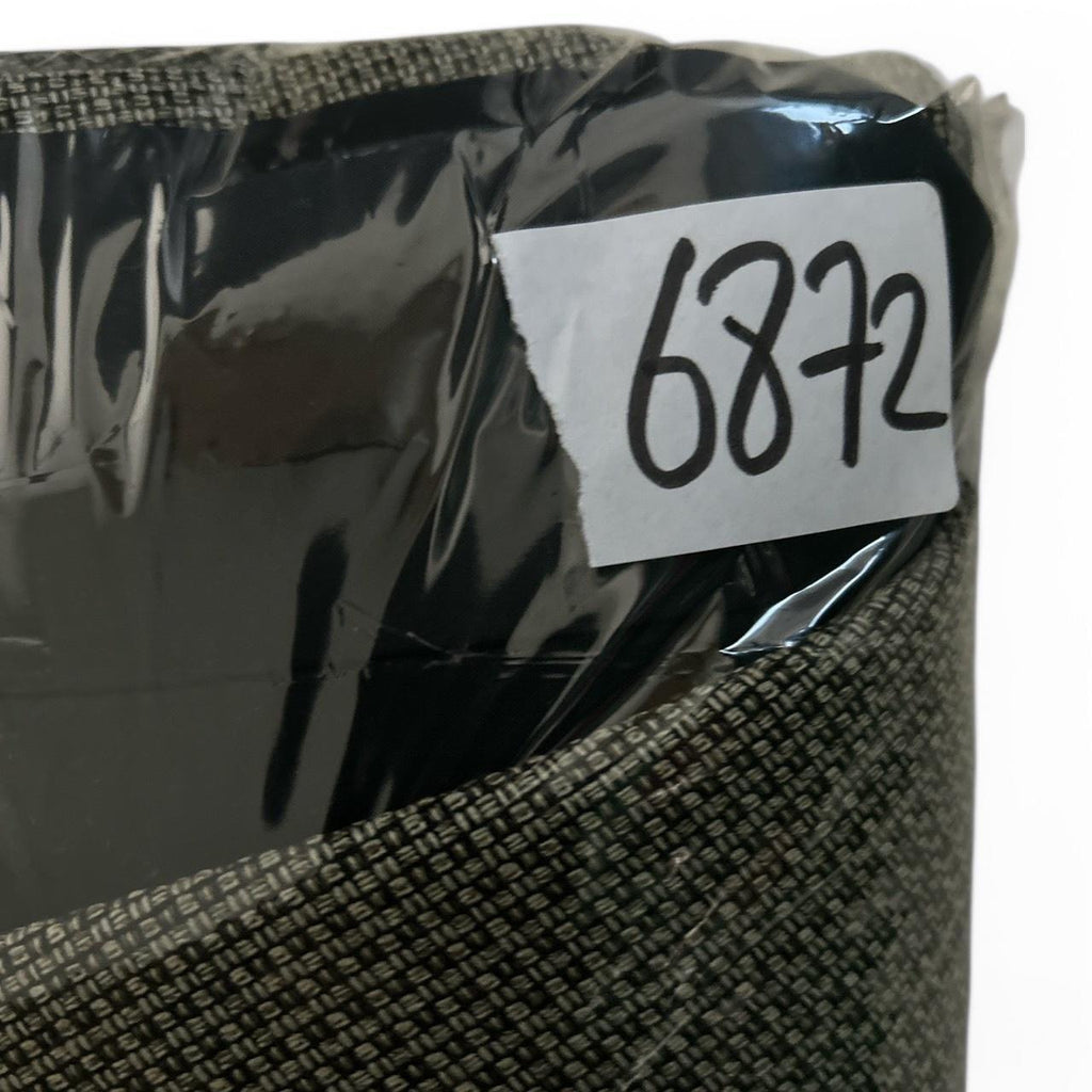 Women’s Maria Celeste Brown and black houndstooth cropped blazer with gold buttons #houndstooth pt 26 l 21 in medium sku 6872