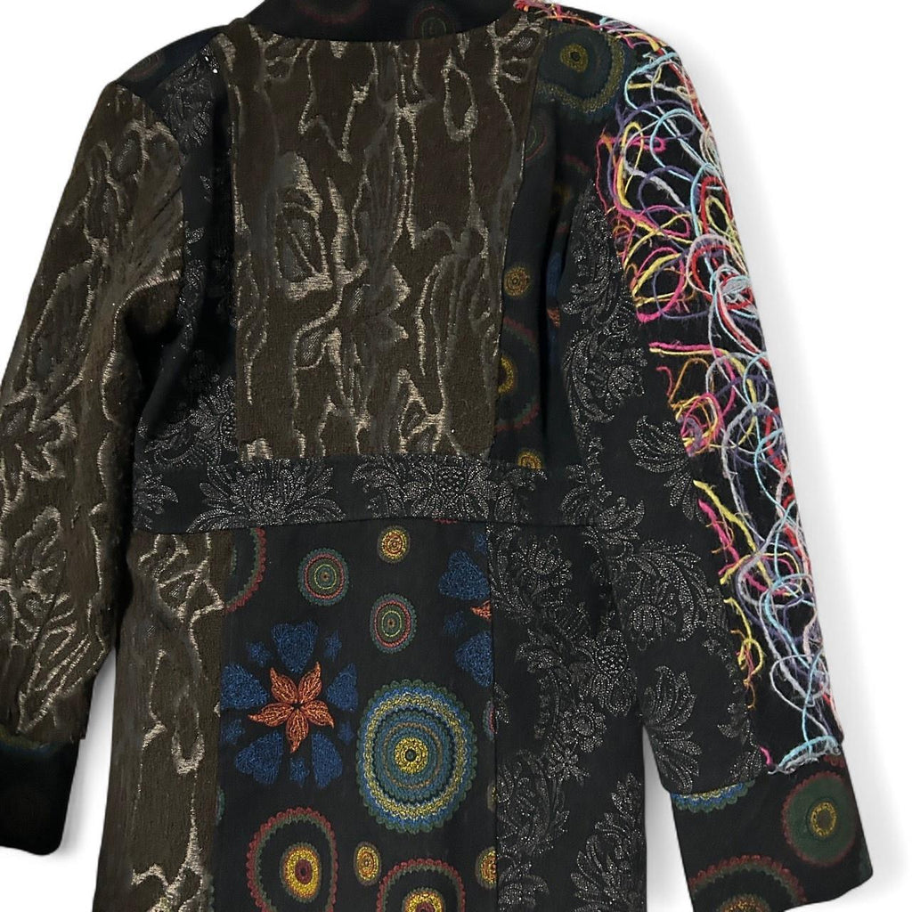 Made in Italy Black and multi-coloured Italian wool coat with a touch of boho flair #bohostyle #wintercoat one size 3XL L 38 W21 SKU 6892