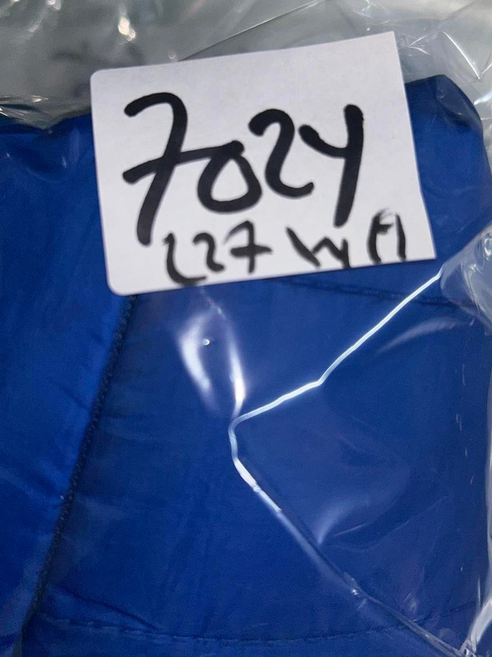 Women’s Core365 Blue lightweight nylon gilet with zip up front and pockets #outdoor in size medium  L 27 W 19 SKU 7024