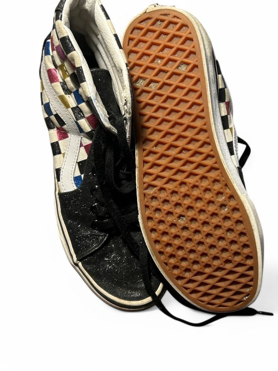 Black and white Vans skateboarding sneakers #skaterstyle uk 6 US 7 men us women 8.5  eu 39.0 SKU 6897