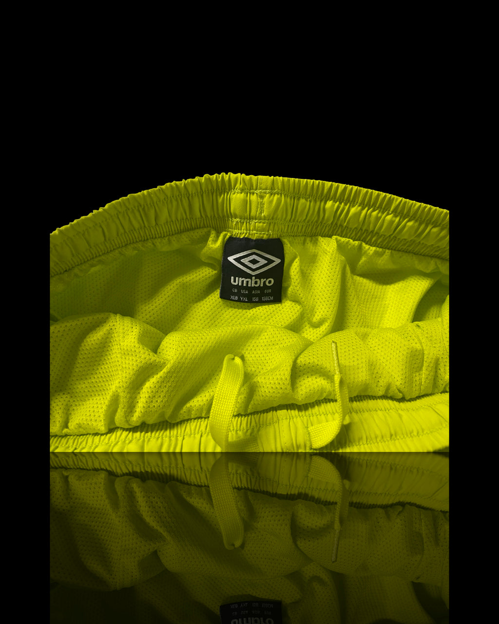 Republic Of Ireland Football Shorts Soccer Umbro GREEN IN XS/S waist 26 sku| 4156