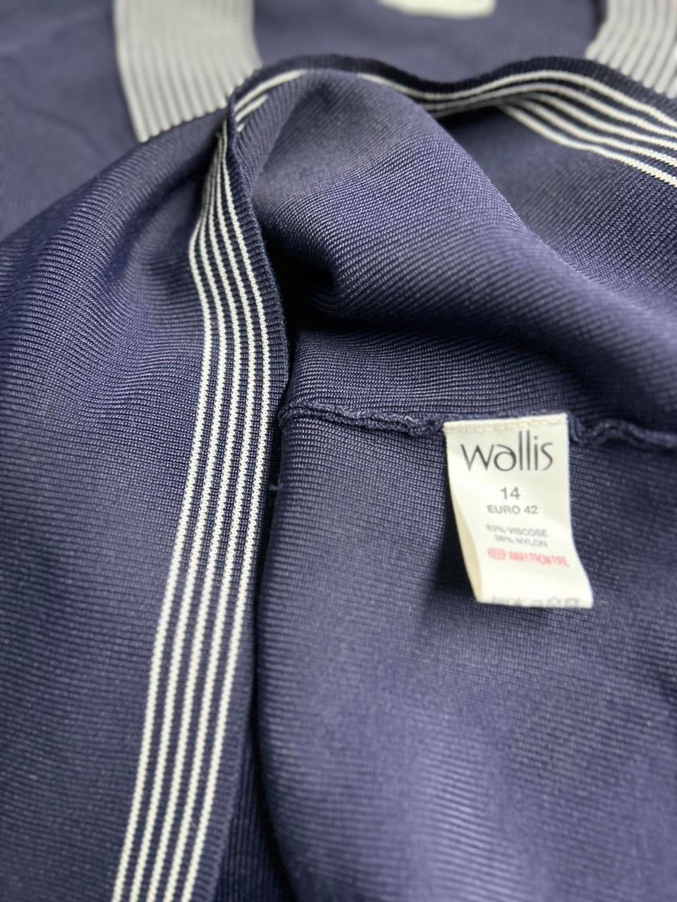 Wallis Womens Blue V-Neck Acrylic Blend Jumper Size 14 SKU 6939 L23 W18