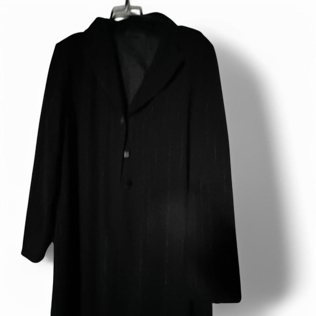 Statements Black pinstripe light soft coat with a touch of elegance #wintercoats L 45 W20 SKU 6907