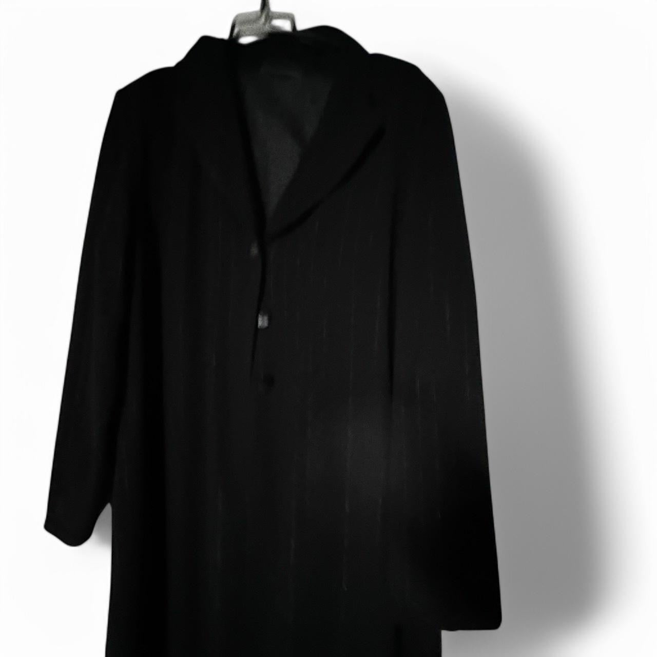 Statements Black pinstripe light soft coat with a touch of elegance #wintercoats L 45 W20 SKU 6907