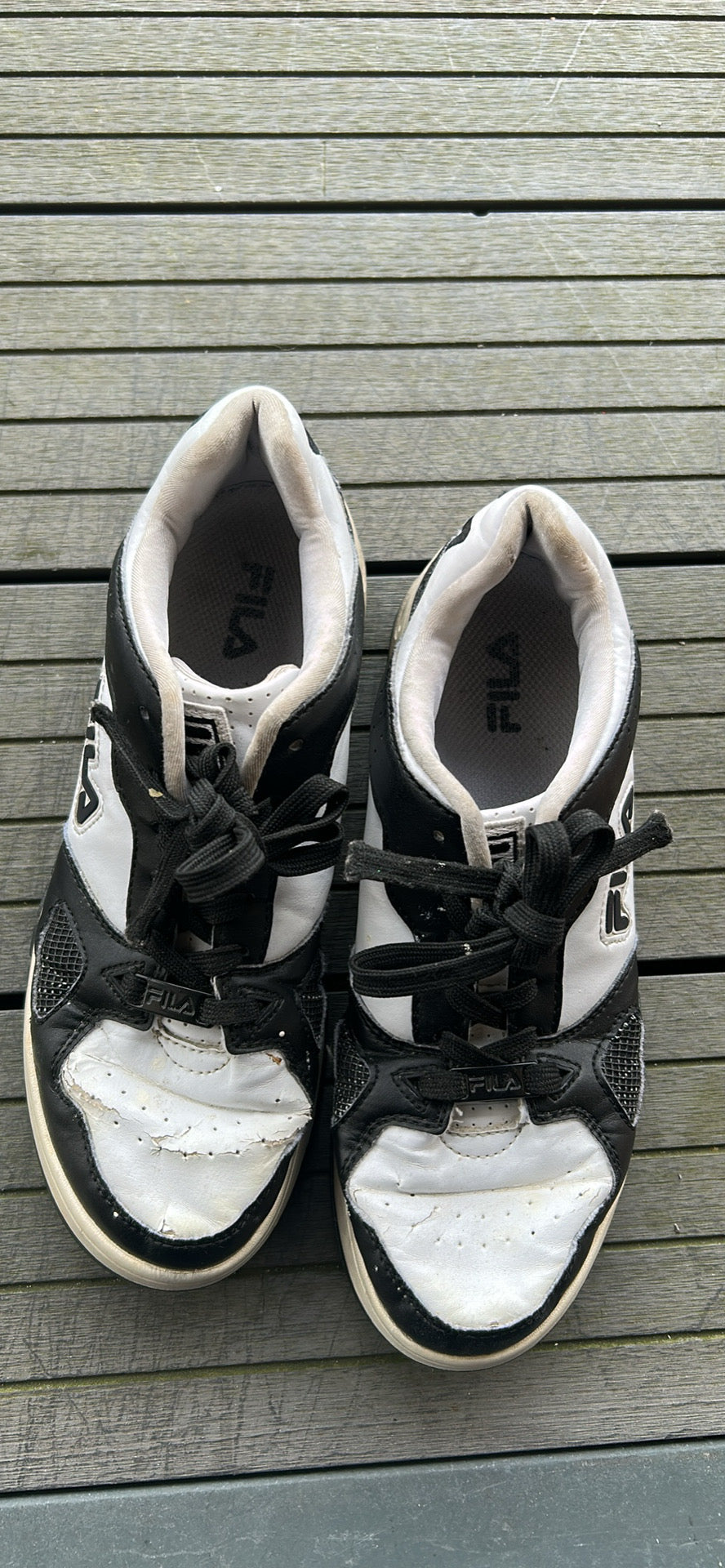 Fila unisex TERATACH 600 trainers - B&W  EUR size 39