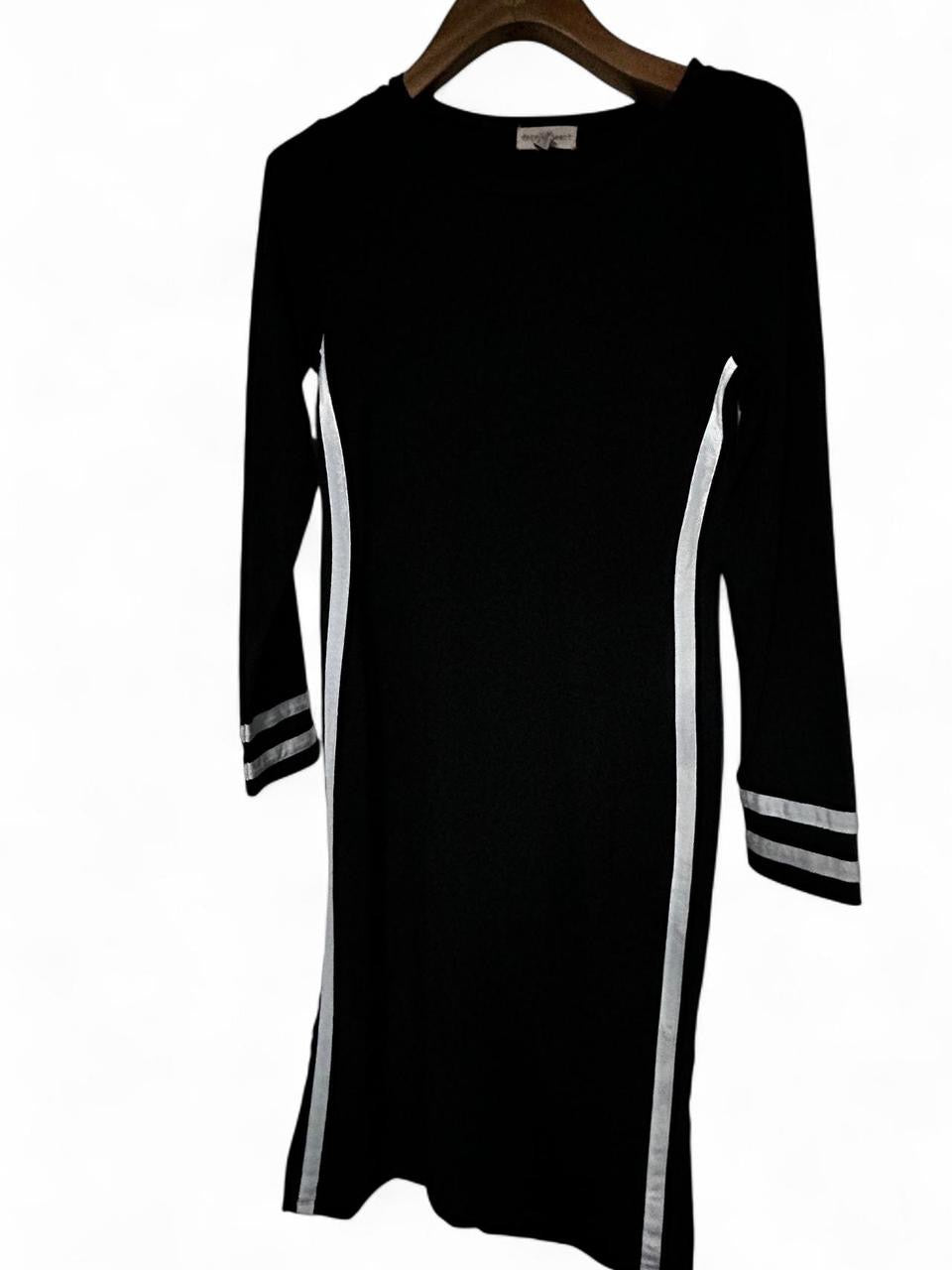 Derek Heart black and white striped dress with a touch of Y2K flair in size L #y2kfashion L 42 W 15 sku 7021