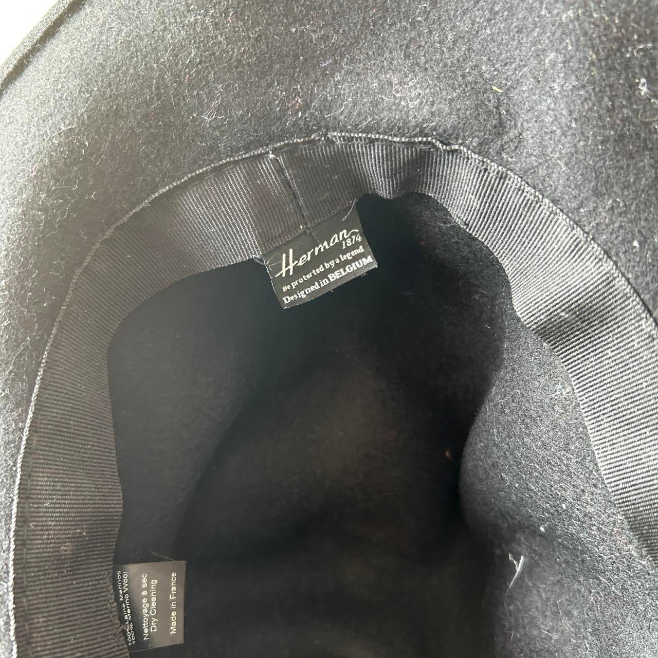 Hermani Black felt fedora hat with silver logo hat #fedorahat sku 6816